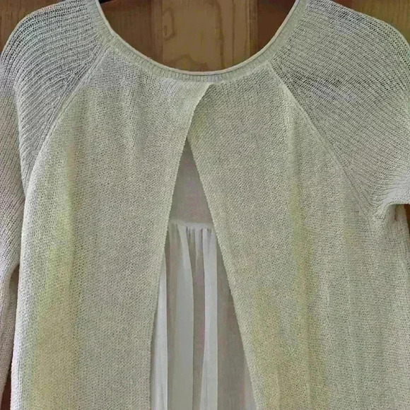 Anthropology MOTH Cream 3/4 Sleeve Sweater with Sheer Back Detail - Picture 4 of 5